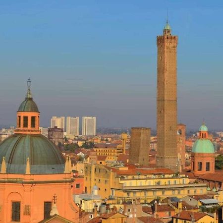 Suite La Montagnola Park 200M Stazione Centrale Bologna Exterior foto