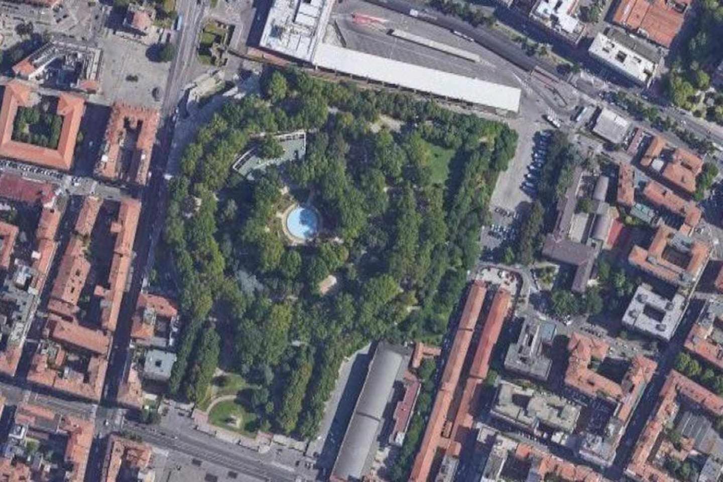 Suite La Montagnola Park 200M Stazione Centrale Bologna Exterior foto